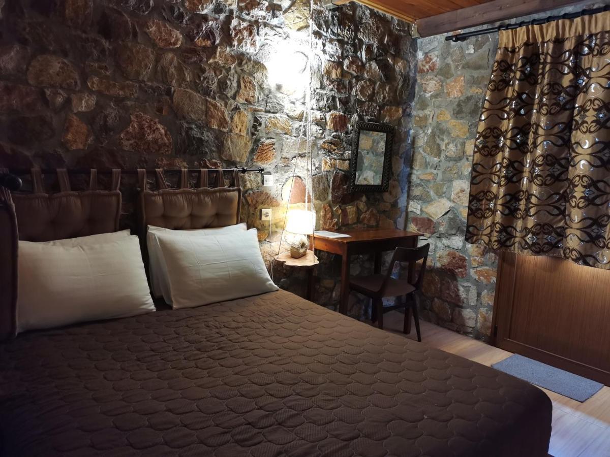 Ataviros Hotel Embonas Exterior photo